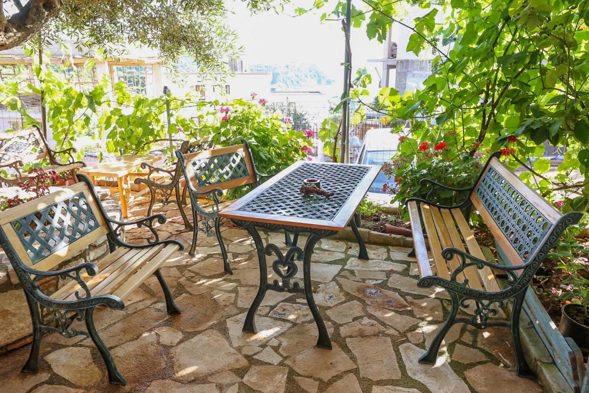 Holiwood Motel Химар Екстериор снимка